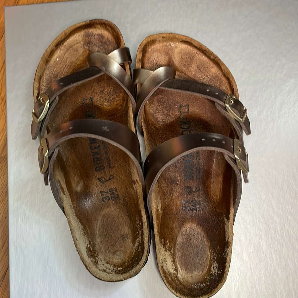 Birkenstock Mayari Sandal size 6-6.5